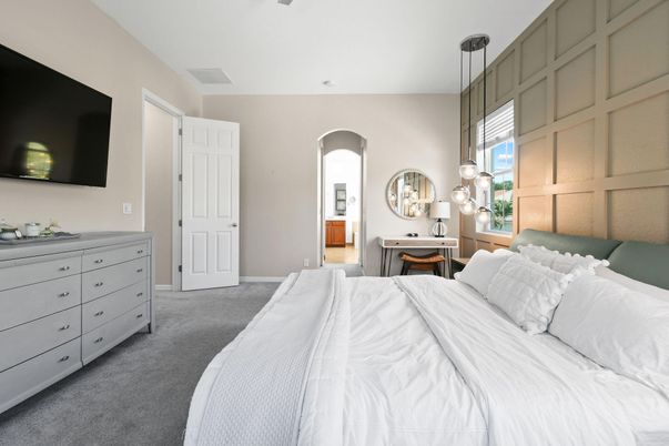 Bedroom, Interior, Pendant Lights