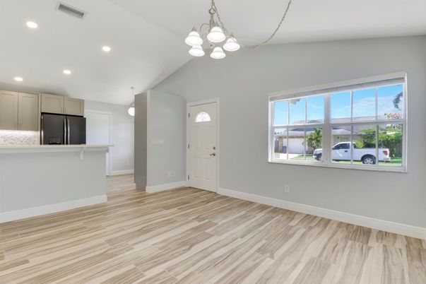 Chandelier, Empty room, Interior, Pendant Lights, Recessed Lighting, Wood Texture Flooring