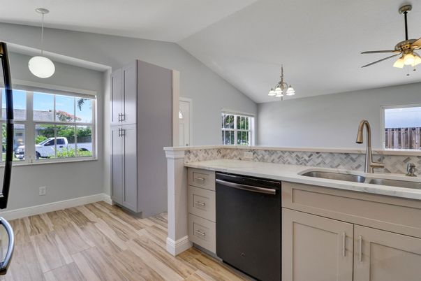 Interior, Kitchen, Pendant Lights, Wood Texture Flooring
