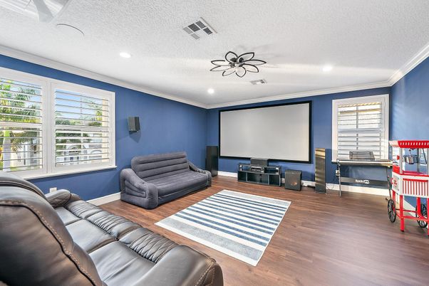 Interior, Projection Screen, Recessed Lighting, Wood Texture Flooring