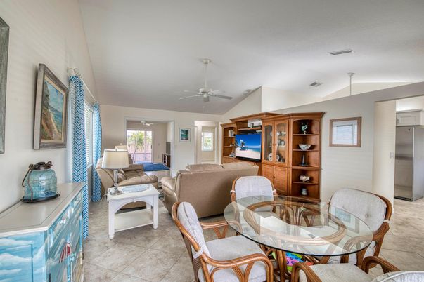 Dining room, Interior, Living room