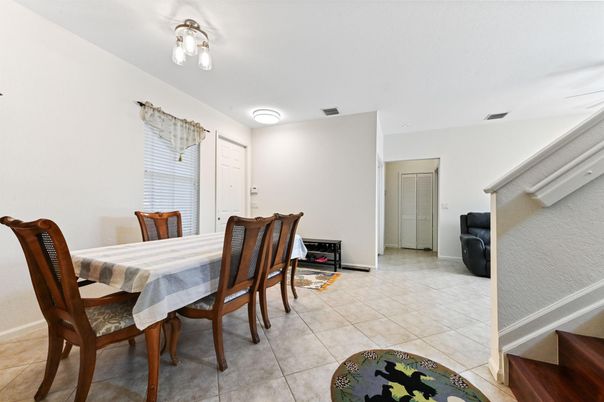 Dining room, Interior