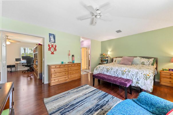 Bedroom, Home Office, Interior, Wood Texture Flooring
