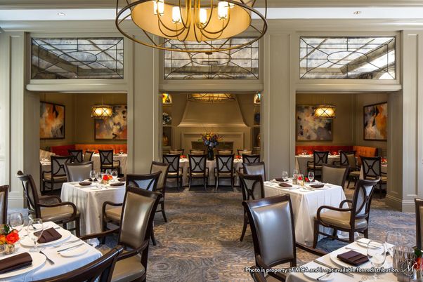 Chandelier, Dining room, Interior, Recessed Lighting