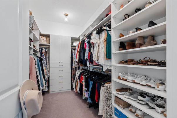 Interior, Walk-in Closets