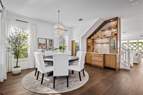 Chandelier, Dining room, Interior, Recessed Lighting, Wood Texture Flooring