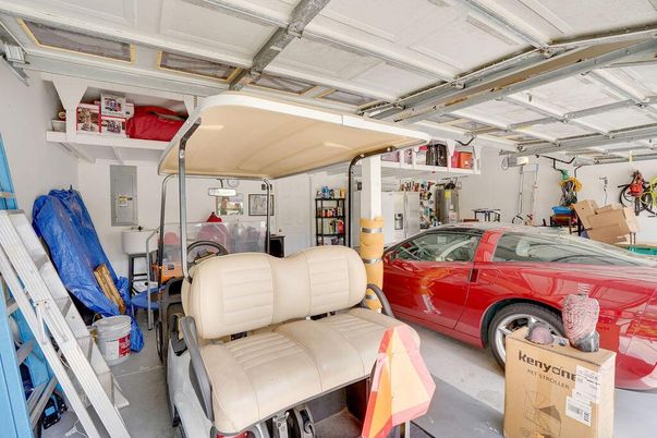Garage, Interior