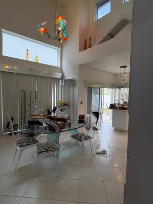 Dining room, Interior