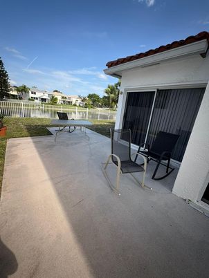 Backyard, Detached Garage, Exterior