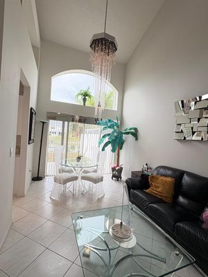 Chandelier, Dining room, Interior, Living room