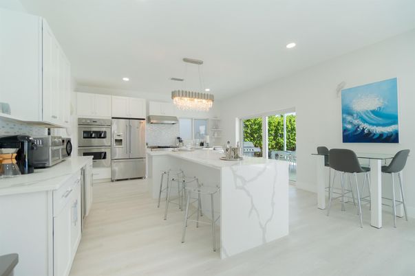 Chandelier, Interior, Kitchen, Pendant Lights, Recessed Lighting, Stainless Steel Appliances