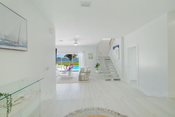 Interior, Recessed Lighting, Water