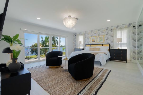 Bedroom, Chandelier, Interior, Recessed Lighting