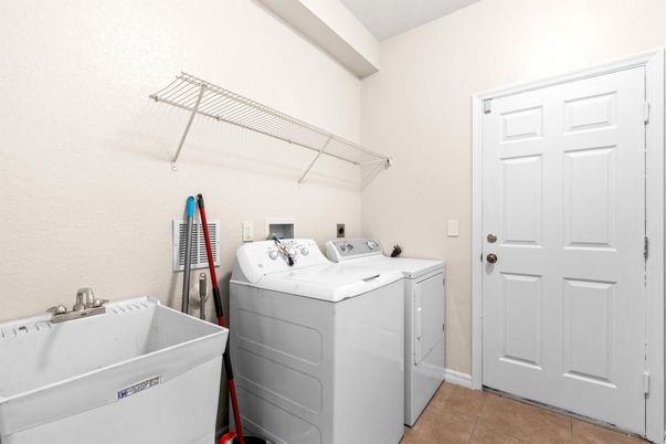 Interior, Washer