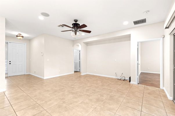 Empty room, Interior, Recessed Lighting