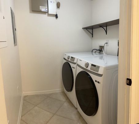 Interior, Washer