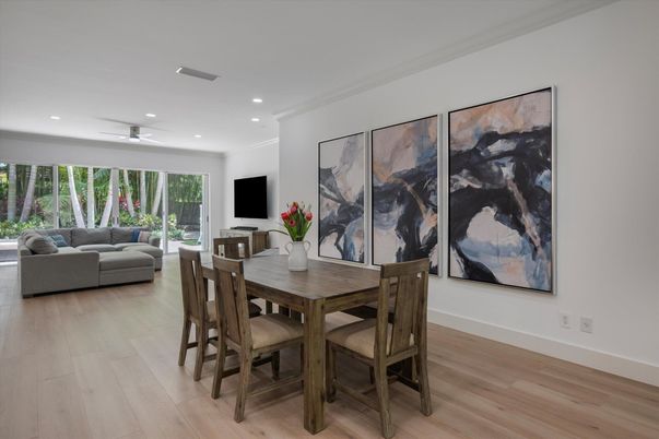 Dining room, Interior, Living room, Recessed Lighting, Wood Texture Flooring