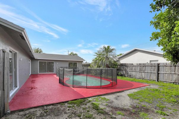 Backyard, Exterior, Pool