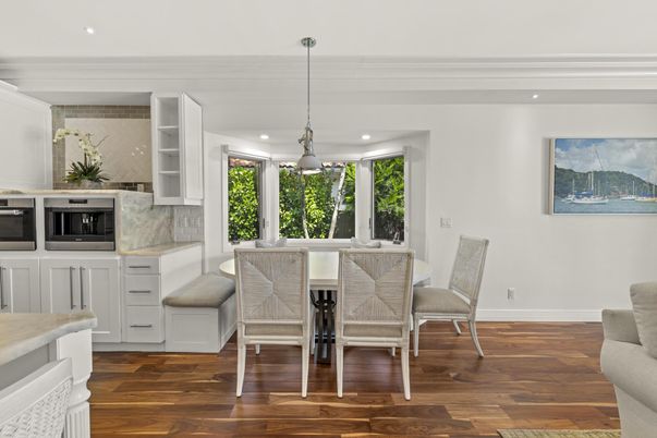 Dining room, Interior, Kitchen, Pendant Lights, Recessed Lighting, Wood Texture Flooring