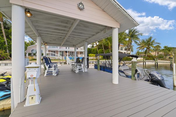 Exterior, Water
