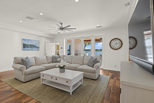 Interior, Living room, Recessed Lighting, Water, Wood Texture Flooring