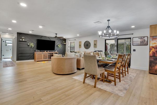 Chandelier, Dining room, Interior, Living room, Recessed Lighting, Wood Texture Flooring
