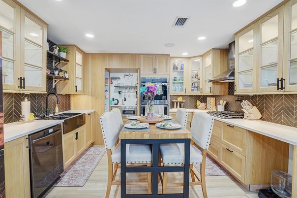 Dining room, Interior, Kitchen, Recessed Lighting, Wood Texture Flooring
