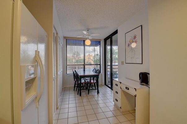Dining room, Interior