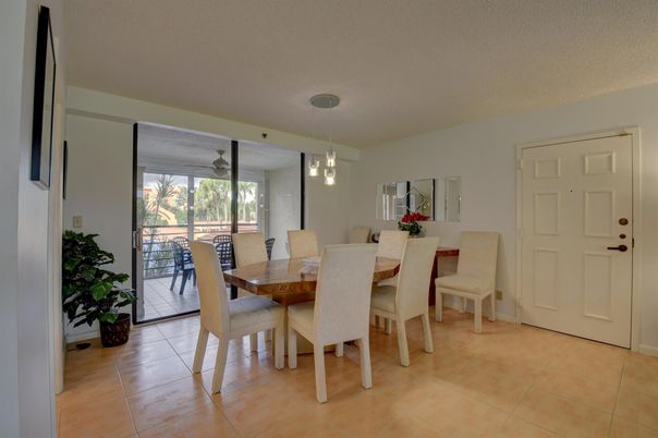 Dining room, Interior, Pendant Lights
