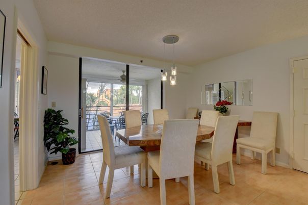Dining room, Interior, Pendant Lights