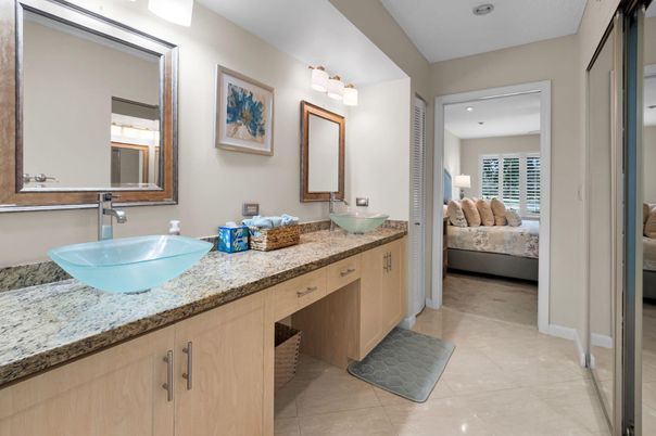 Bathroom, Bedroom, Dual Sink Vanities, Interior, Recessed Lighting