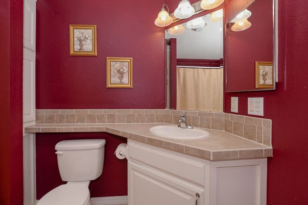 Bathroom, Interior, Tile Countertops