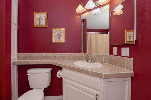 Bathroom, Interior, Tile Countertops
