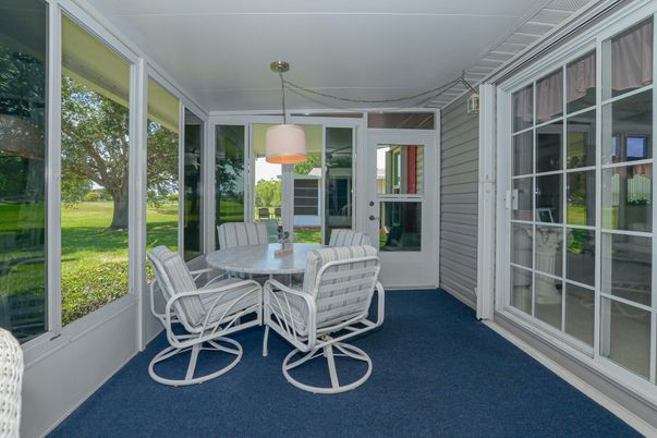 Dining room, Interior, Pendant Lights, Sun Room