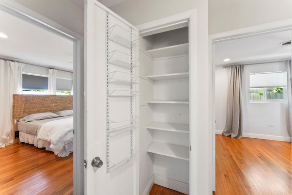 Bedroom, Interior, Recessed Lighting, Walk-in Closets, Wood Texture Flooring