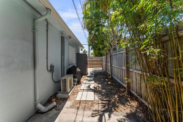 Backyard, Exterior