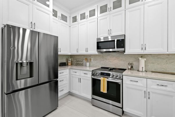 Interior, Kitchen, Stainless Steel Appliances