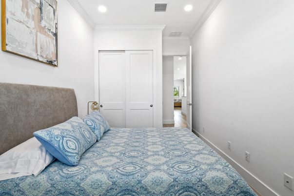 Bedroom, Interior, Recessed Lighting