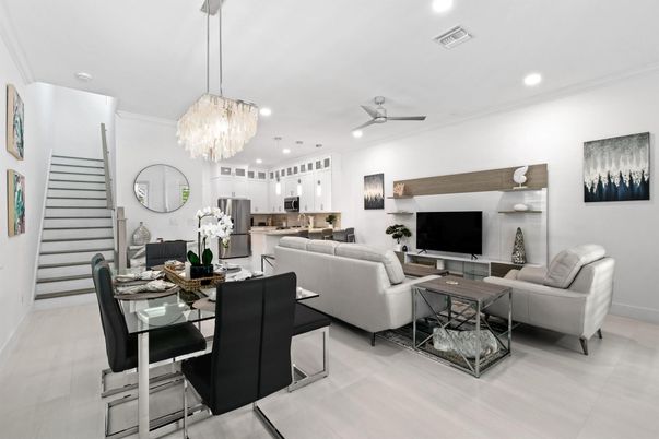 Chandelier, Dining room, Interior, Kitchen, Living room, Pendant Lights, Recessed Lighting, Stainless Steel Appliances