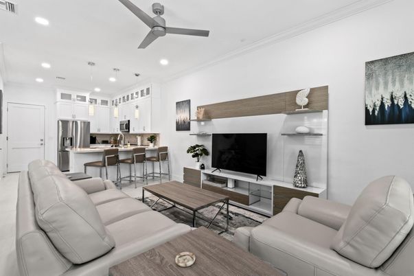 Interior, Kitchen, Living room, Pendant Lights, Recessed Lighting, Stainless Steel Appliances