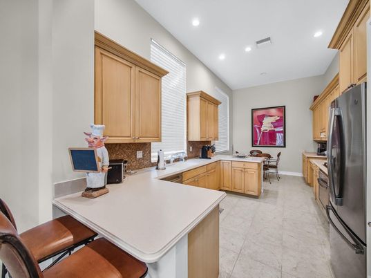 Dining room, Interior, Kitchen, Recessed Lighting