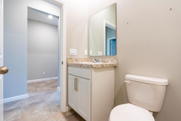 Bathroom, Interior, Recessed Lighting