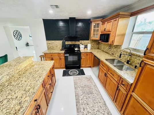 Interior, Kitchen, Recessed Lighting