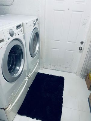 Interior, Washer