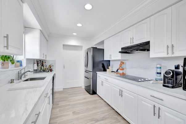 Interior, Kitchen, Recessed Lighting, Wood Texture Flooring