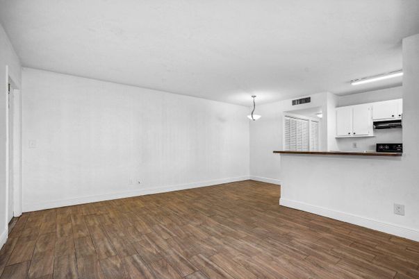 Empty room, Interior, Kitchen, Wood Texture Flooring