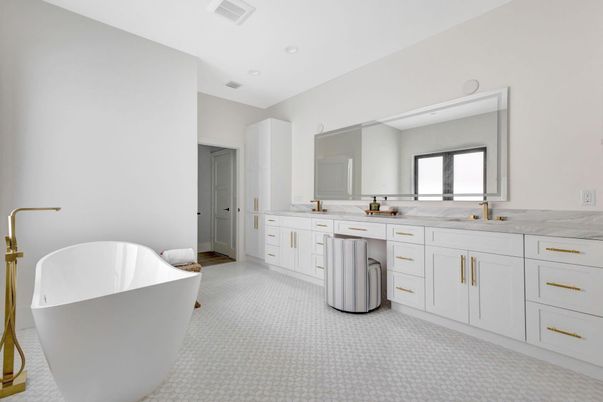 Bathroom, Dual Sink Vanities, Free Standing Baths, Interior, Recessed Lighting