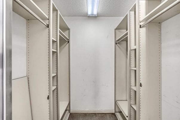 Interior, Walk-in Closets