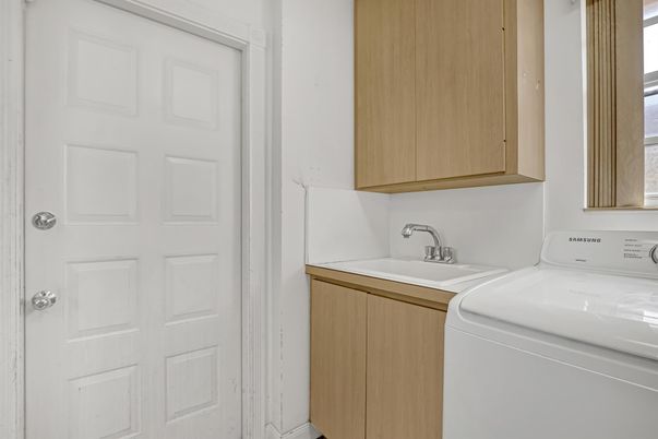 Interior, Washer