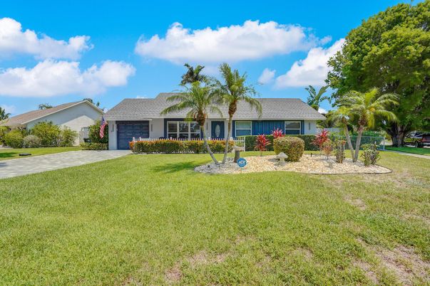 Attached, Backyard, Exterior, Facade, Ranch